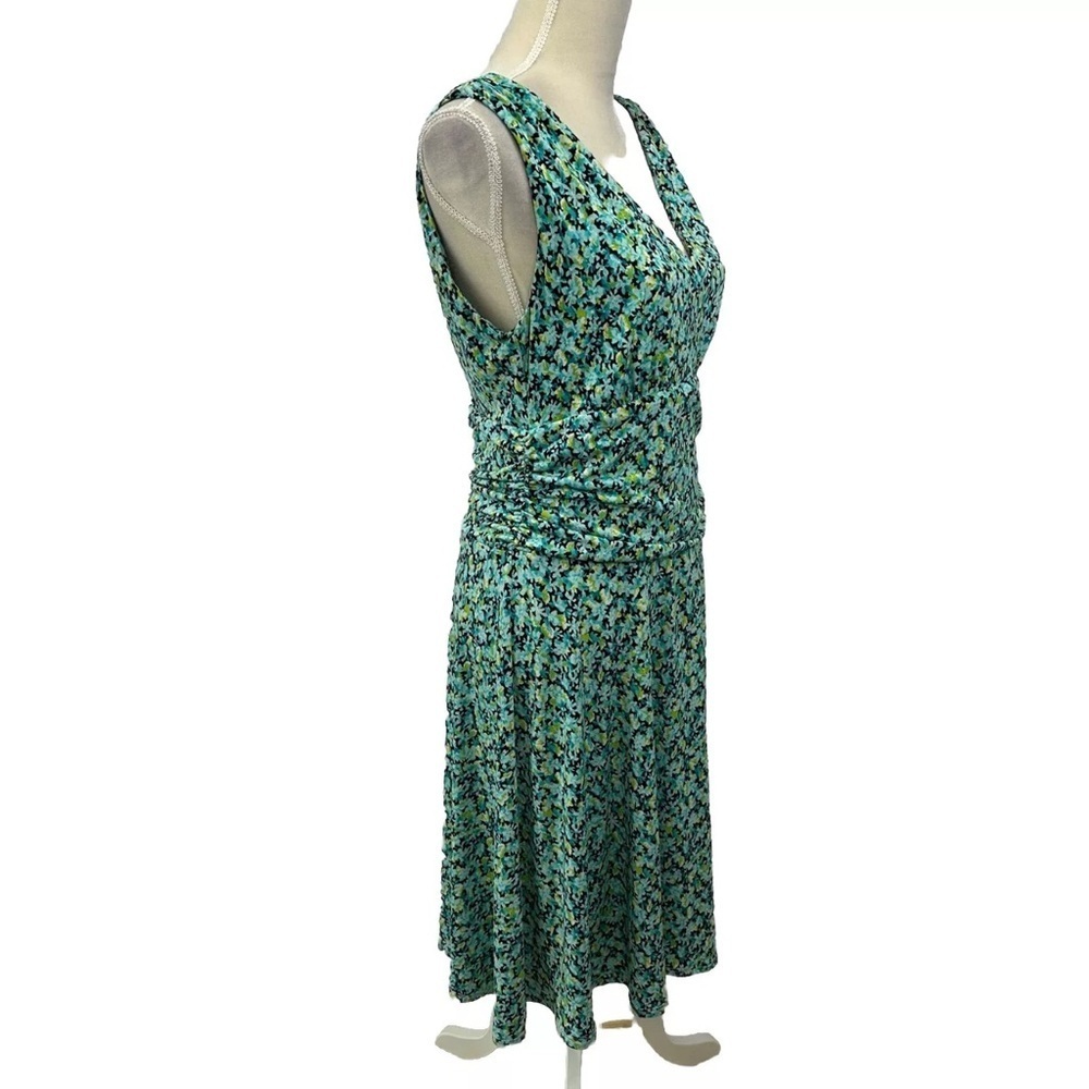 Glamour Green Floral Flare Dress Size 12 Sleeveless V Neck Stretch - Picture 3 of 8